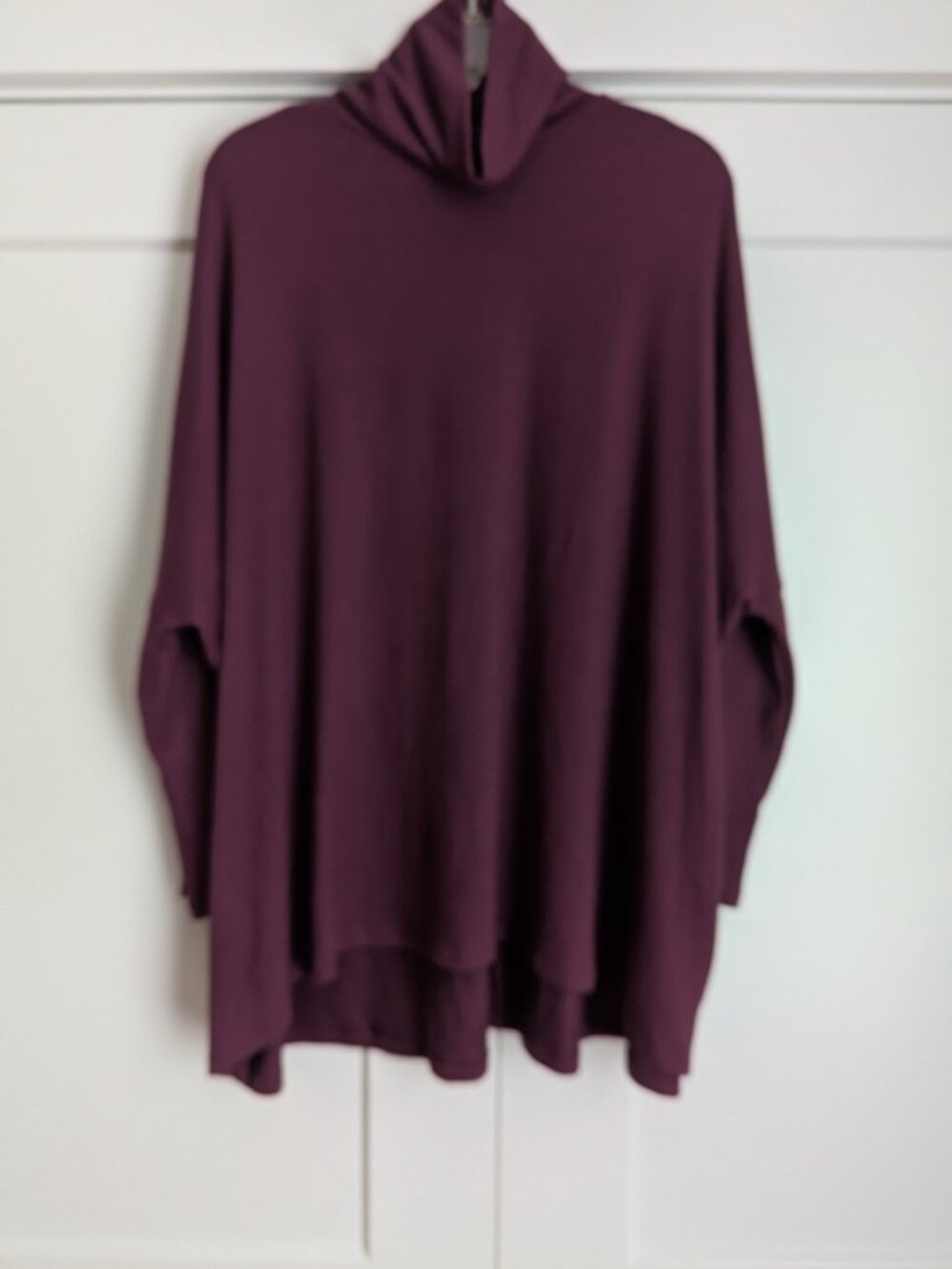 LulaRoe Elsa Turtleneck size Medium